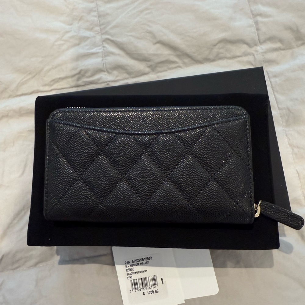 CHANEL Black Quilted Zipper Wallet brand new with tags - Picture 6 of 14